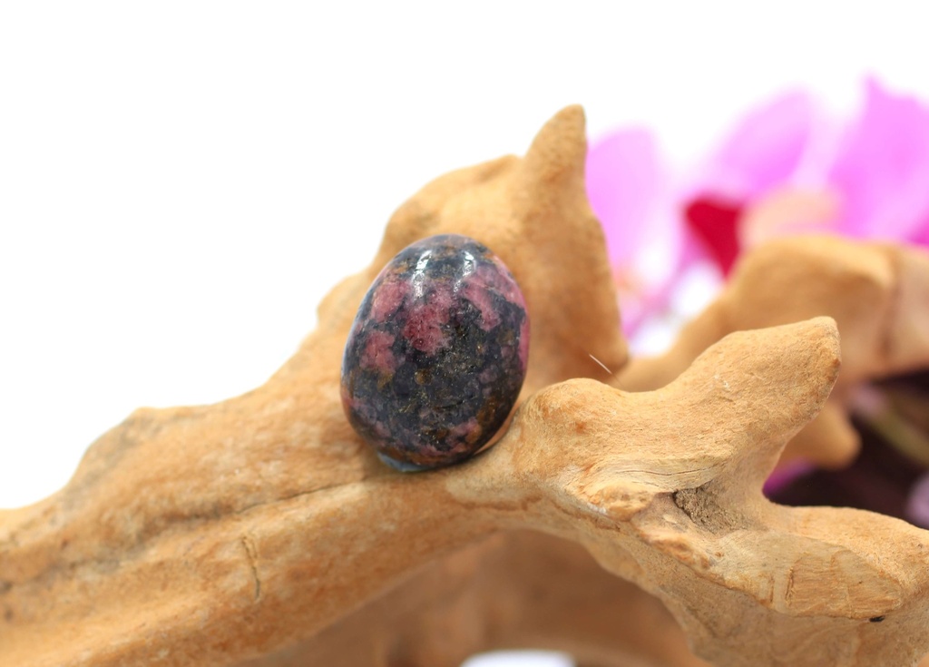 Rhodonite roulée