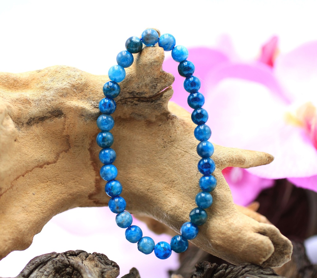 Bracelet en perles 6mm en Apatite bleue