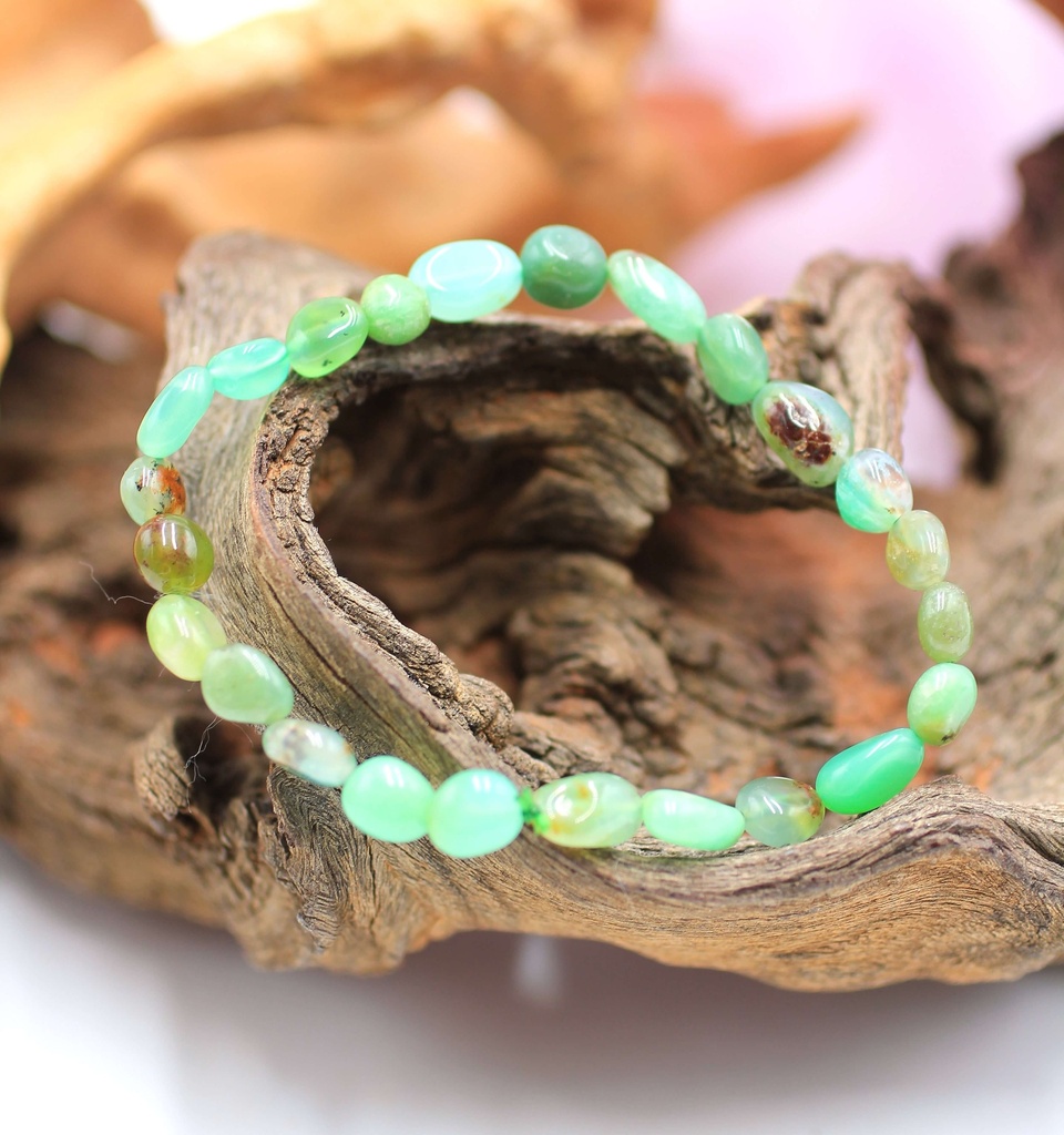 Bracelet en perles asymétriques en Chrysoprase