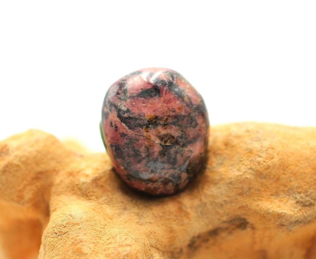 Rhodonite roulée