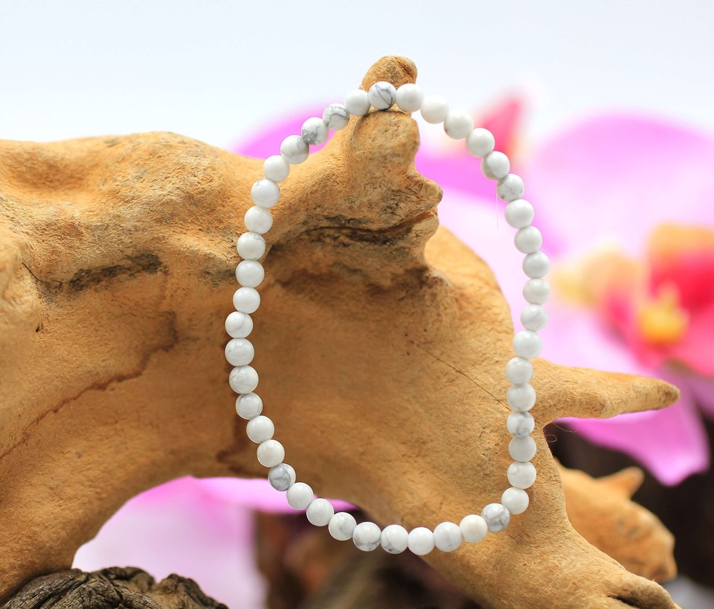 Bracelet en perles 4mm en Howlite