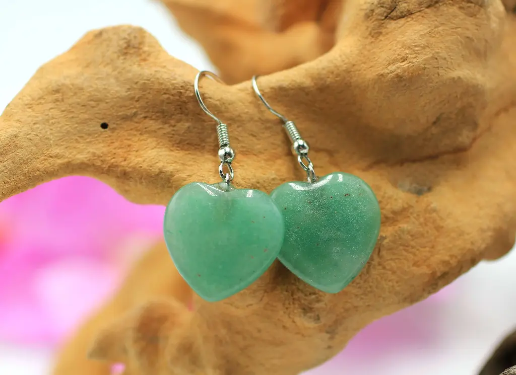 Boucles d'oreille coeur en Aventurine verte