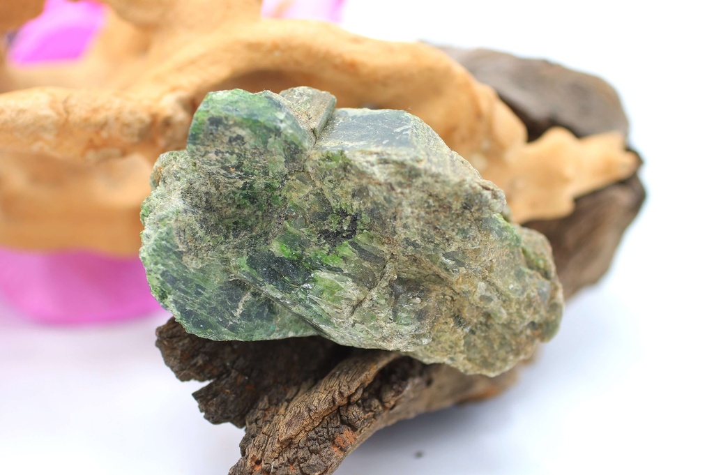 Diopside vert brute