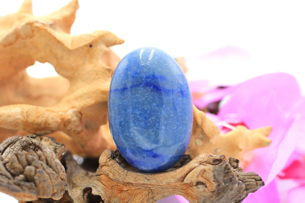 Galet en Quartz bleu