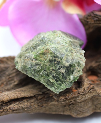 Diopside vert brute