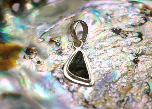 Pendentif en Argent 925 et en Moldavite