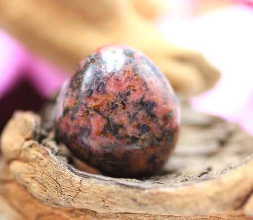 Rhodonite roulée