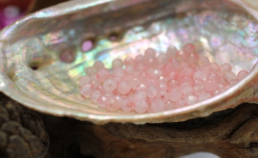 Perle 4mm facettée en Quartz rose